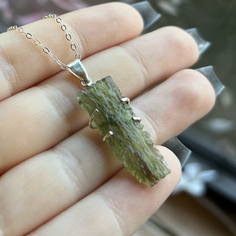 Sterling Silver High quality Raw authentic Moldavite Necklace / Jewelry / Nesměň